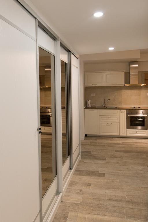 Dam Apartment